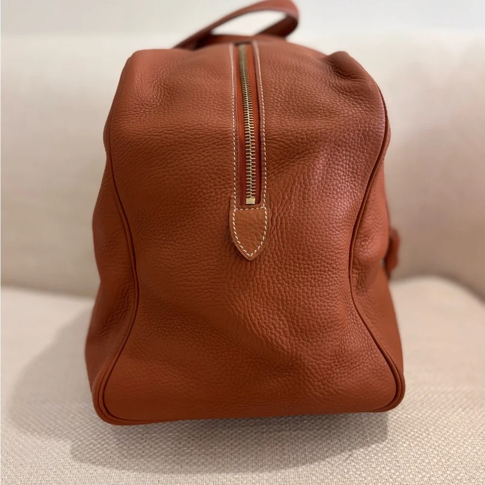 Authentic HERMES Victoria 43 clemence gold brown leather duffle bag unisex